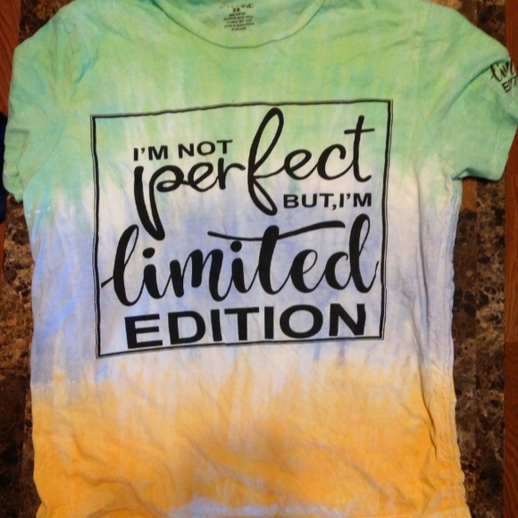 Shirt - Picture 1 of 4